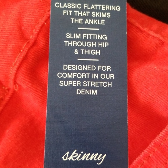 *NEW* Crown & Ivy Curvy Skinny Pants - Picture 6 of 6